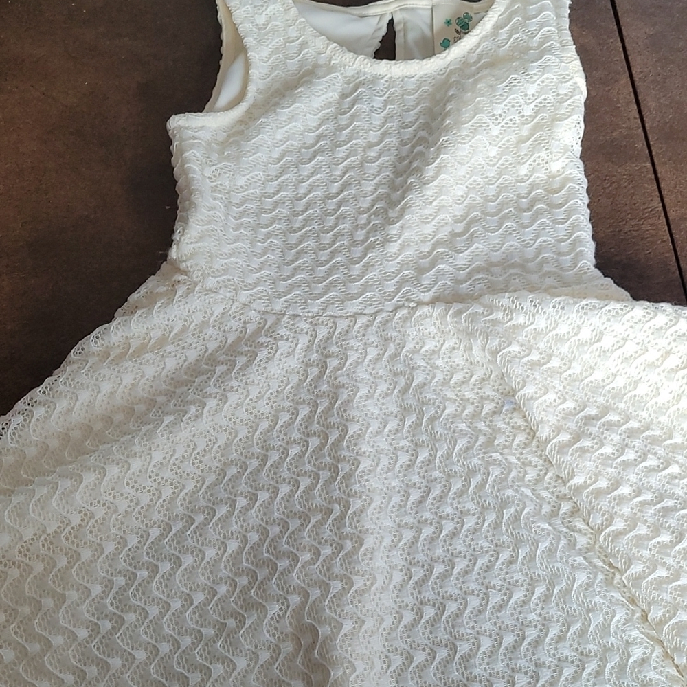 Girls dress size 8